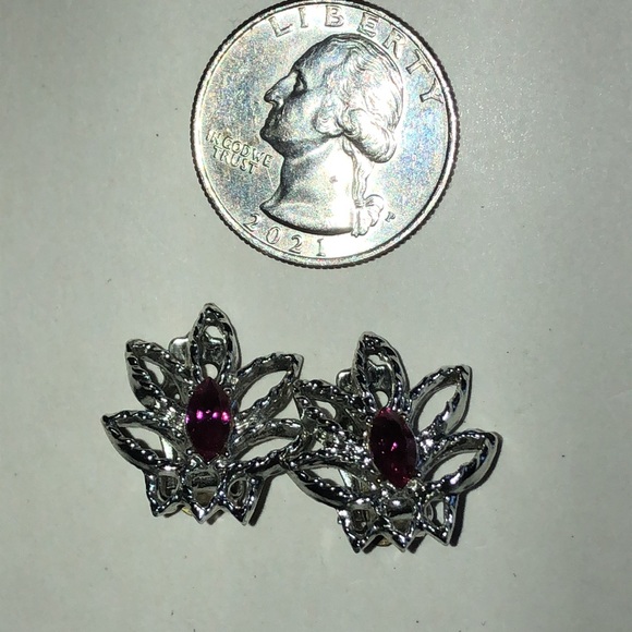 Vintage Silver Tone Pink Rhinestone Floral Boho Leaf Earrings - Picture 3 of 4